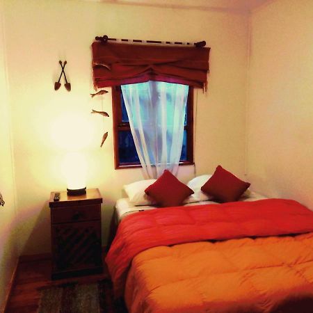 Hostal Torre De Babel Castro Exterior photo